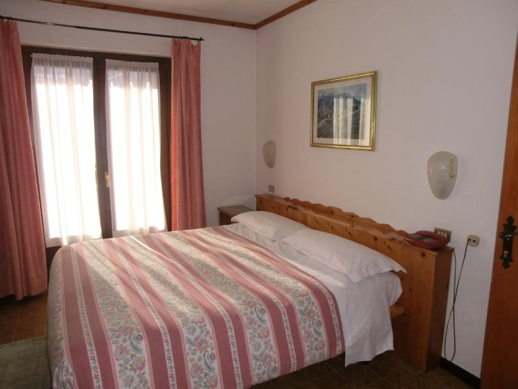Hotel Piccolo Mondo Bormio Pokoj fotografie